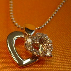 Petite Heart�E�l�b�N���X